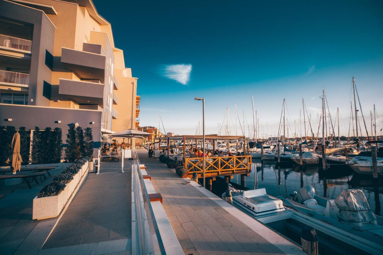 Mosella Suite Hotel Sottomarina Esterno foto
