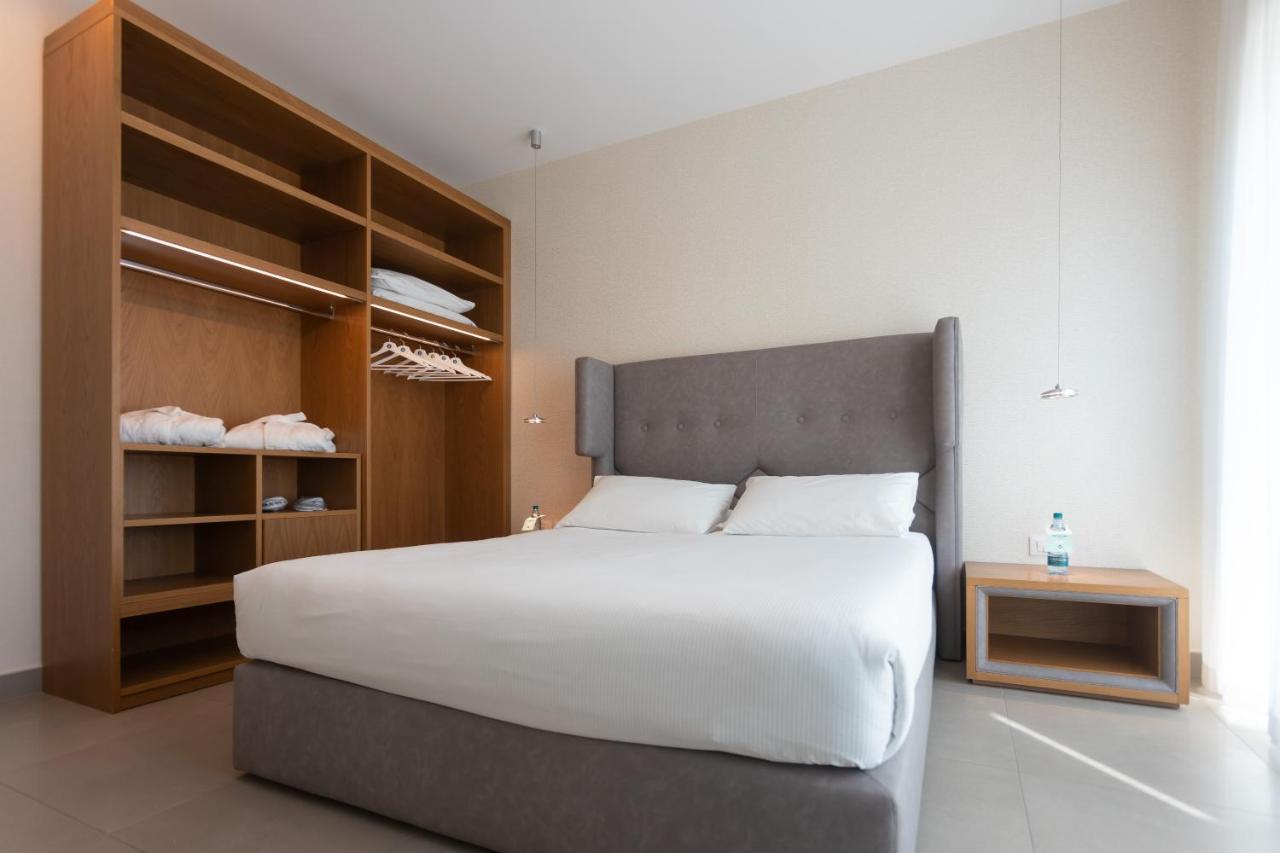 Mosella Suite Hotel Sottomarina Esterno foto