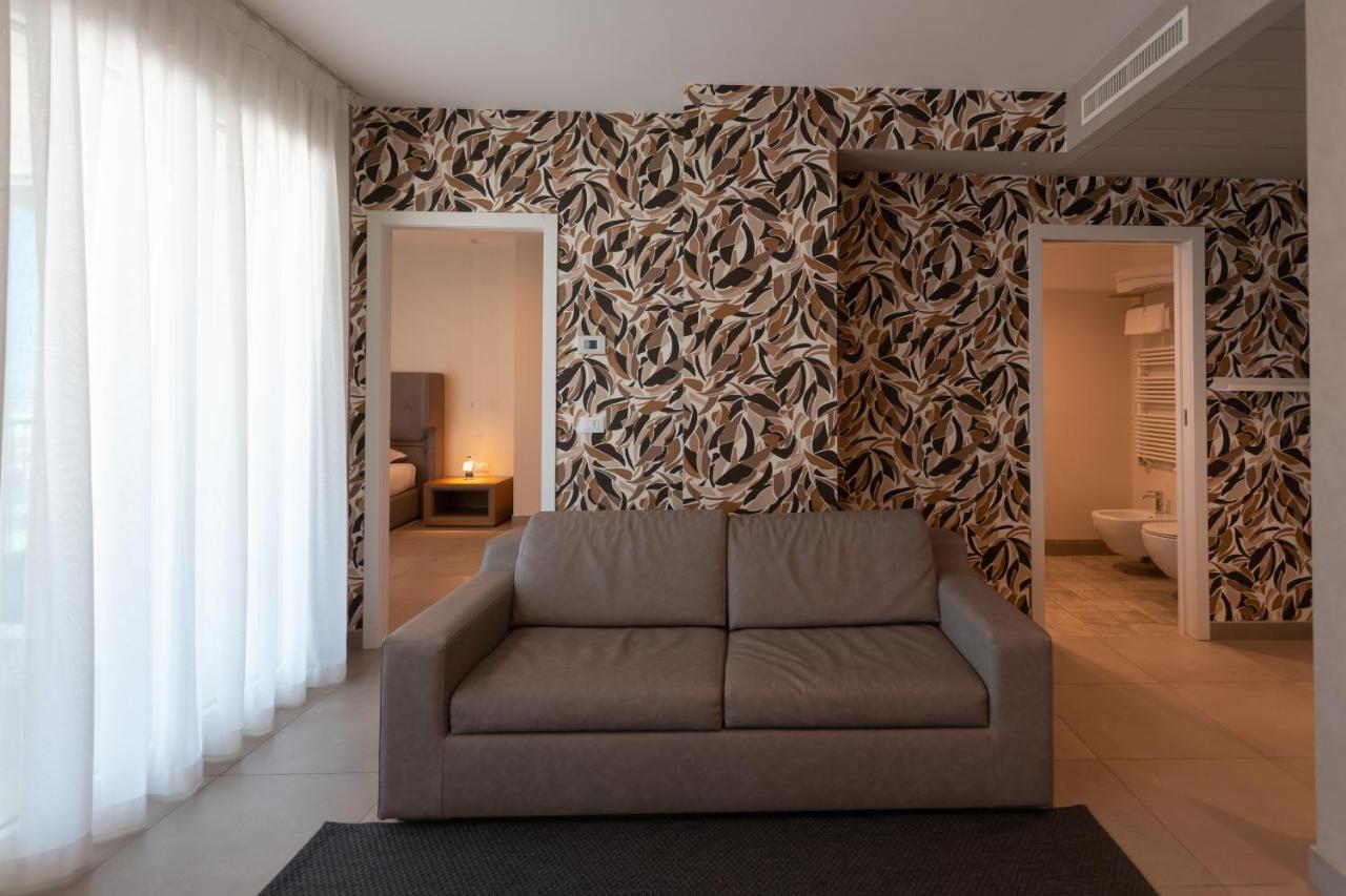 Mosella Suite Hotel Sottomarina Esterno foto