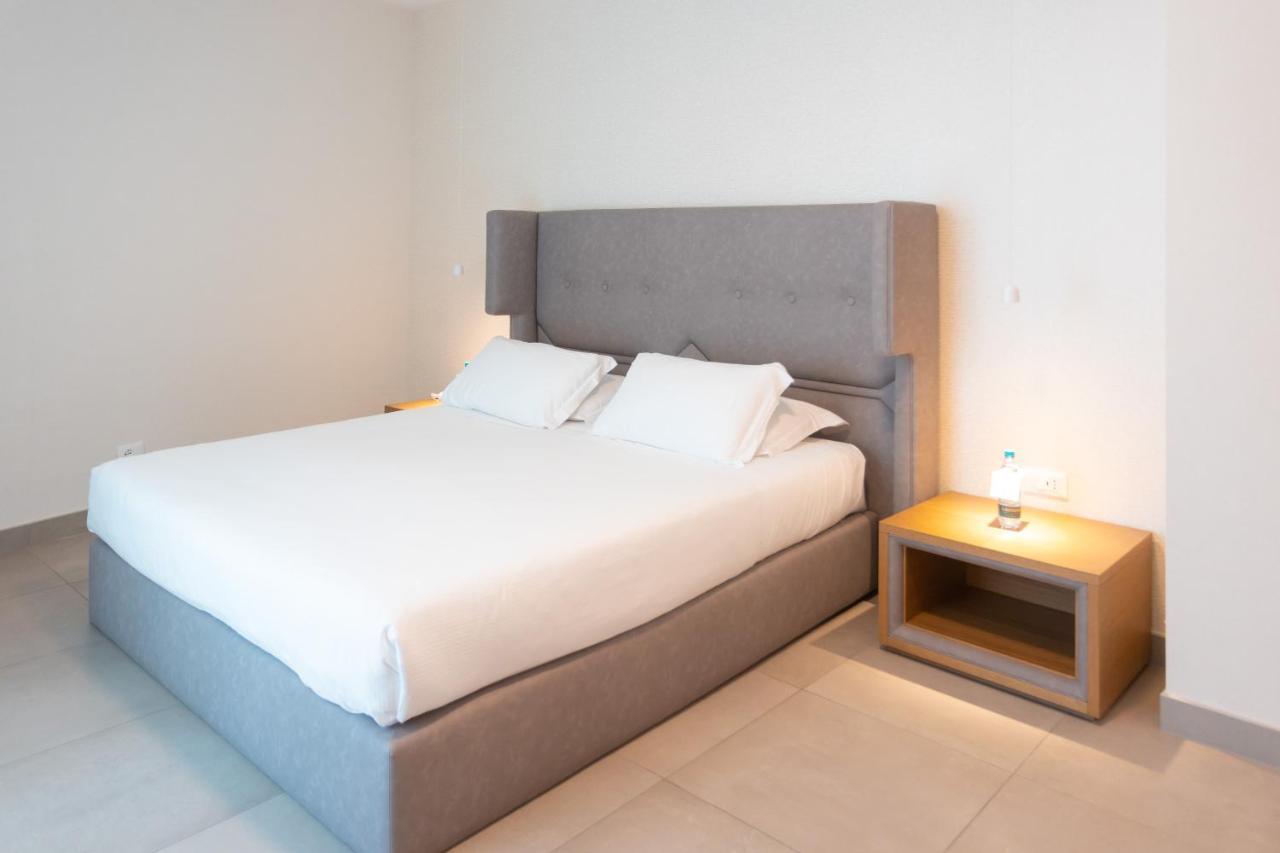 Mosella Suite Hotel Sottomarina Esterno foto