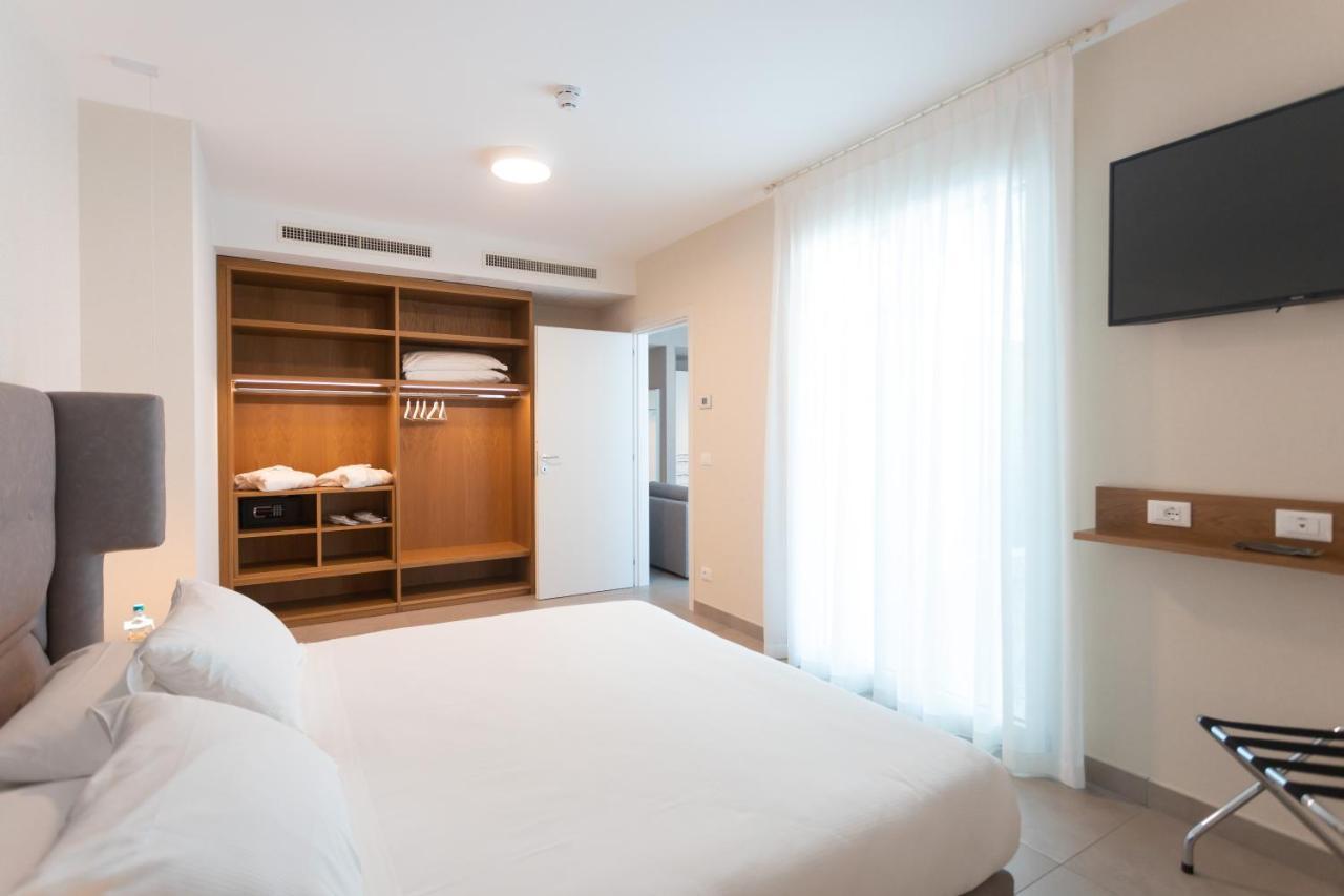 Mosella Suite Hotel Sottomarina Esterno foto