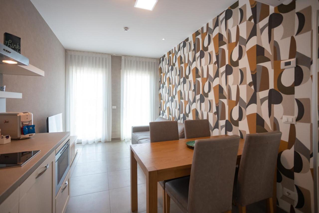Mosella Suite Hotel Sottomarina Esterno foto