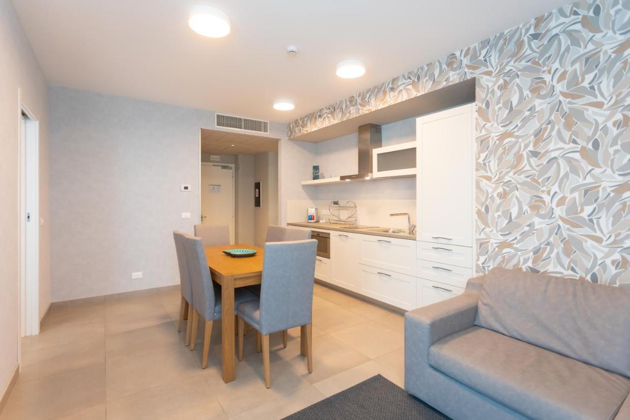 Mosella Suite Hotel Sottomarina Esterno foto